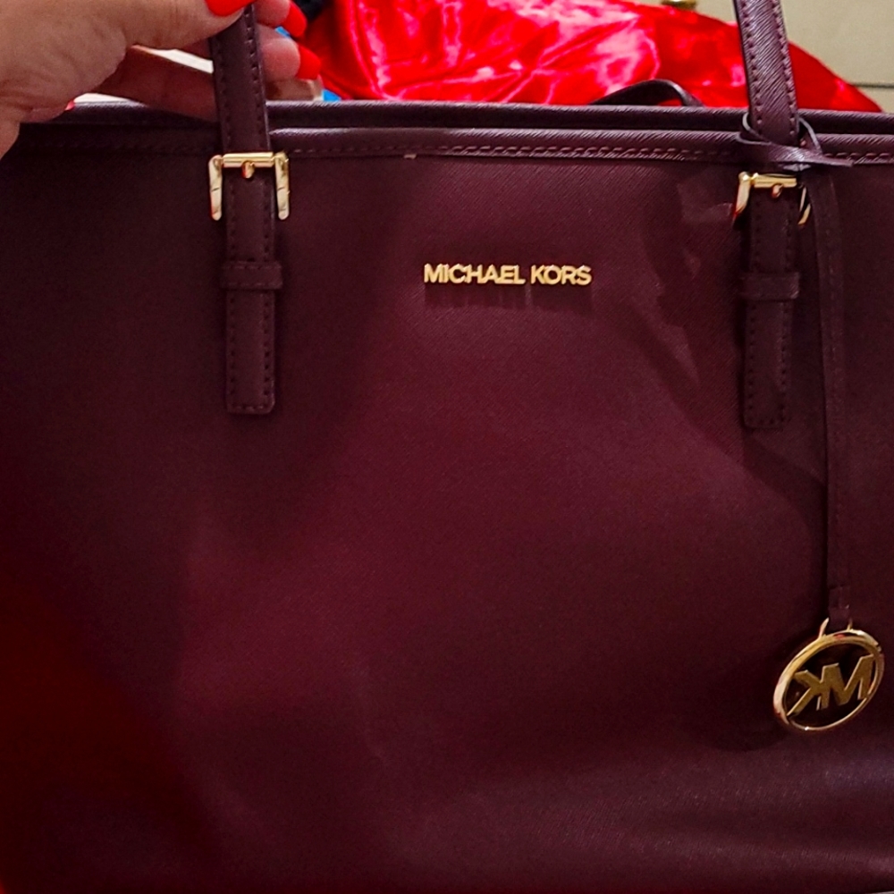 Bundled of Michael kors original purse and wallet - Picture 1 of 9